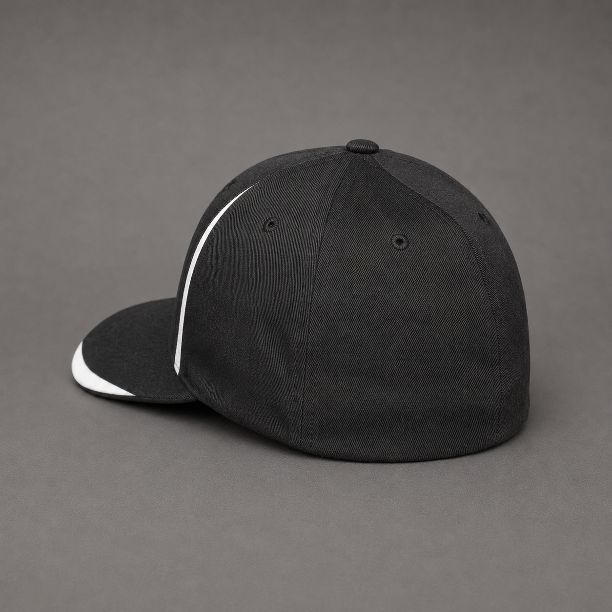 FlexFit Structured Cap – Fitted Everyday Twill Hat